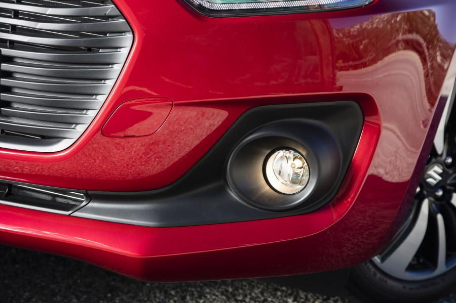 Детали экстерьера Suzuki Swift 2017 года  (WW) (фото 39 из 101)